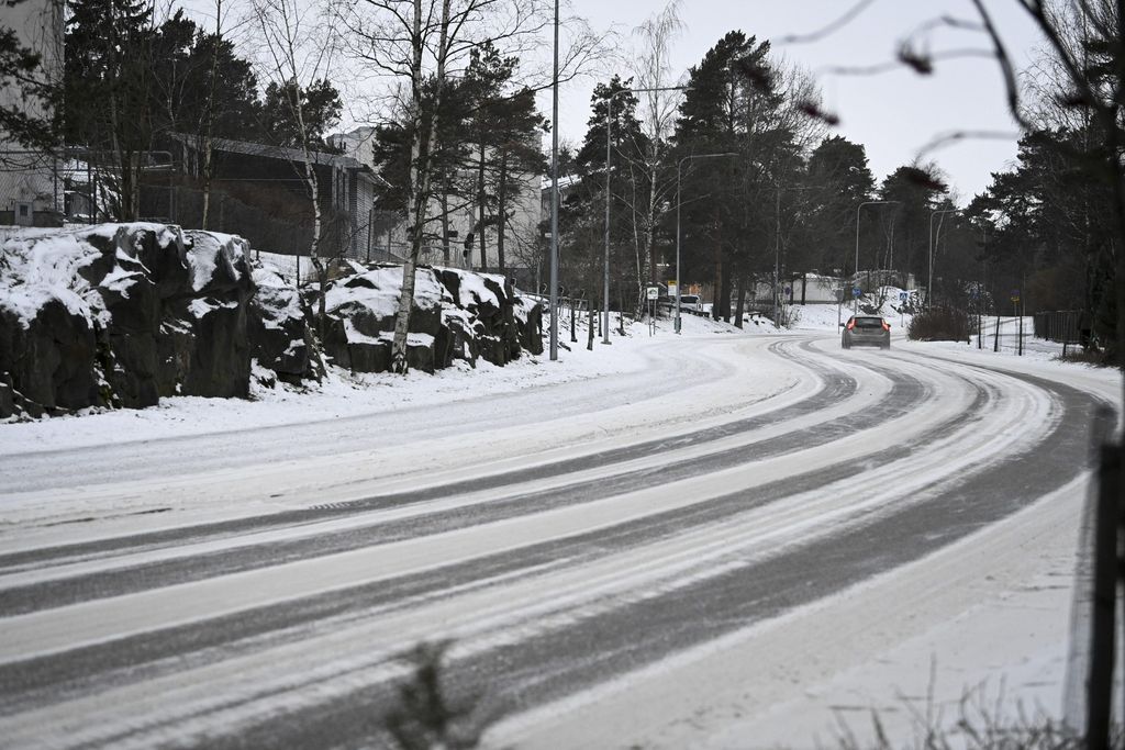 Tänään pakastaa Manner-Suomessa, ajokeli voi olla osassa maata huono –  loppuvuoden sää on varsin vaihtelevaa | Satakunnan Viikko