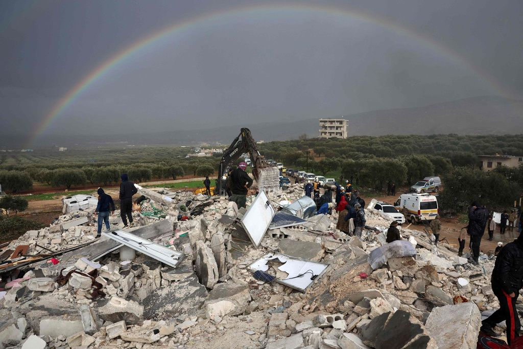 Humanitaarisen avun tarve Luoteis-Syyriassa oli entuudestaan valtava,  lääkärijärjestö kertoo – maanjäristyksen pelätään tuhonneen jo valmiiksi  huonoissa kantimissa ollutta infrastruktuuria | Satakunnan Viikko